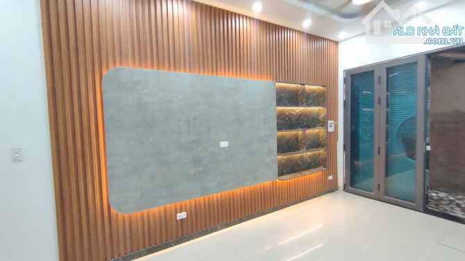 NHÀ MỚI PHỐ ĐỐC NGỮ_BA ĐÌNH_DT 37m2_4 NGỦ_KHÔNG LỖI_TƯƠNG LAI MẶT PHỐ_HƠN 8 TỶ