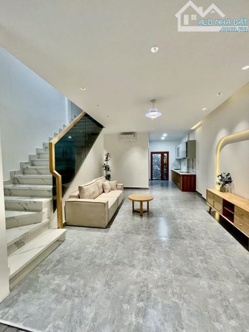 BÁN NHÀ DƯƠNG THỊ MƯỜI Q12 - 60M2 ( 5M X 12M) - HẺM 5M - 4.96 TỶ