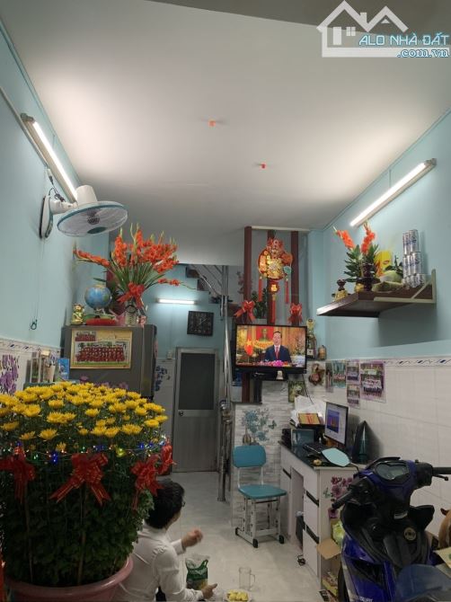 NHÀ GIÁ RẺ P13 Q8 - HẺM 3M VÀI BƯỚC RA ĐƯỜNG TÙNG THIỆN VƯƠNG - QUA Q5 CHỈ 5P.