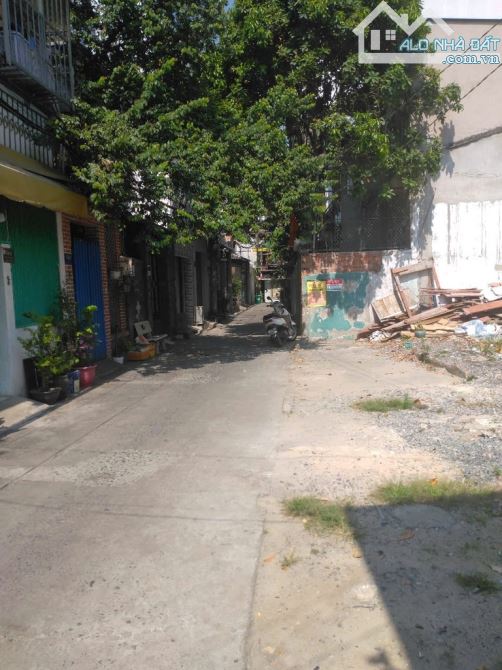 ĐẤT NGAY CHỢ VẢI PHÚ THỌ HOÀ/NGUYỄN SƠN, VƯỜN LÀI, LUỸ BÁN BÍCH -LÔ GÓC 2 MẶT TIỀN NGANG 8
