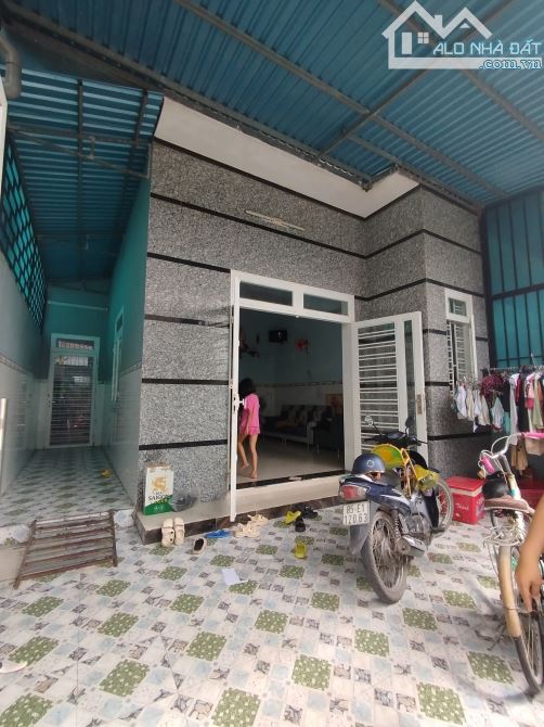Nhà 6.2x20 sổ riêng gần chợ Thạnh Phú , cây xăng Thạnh Phú