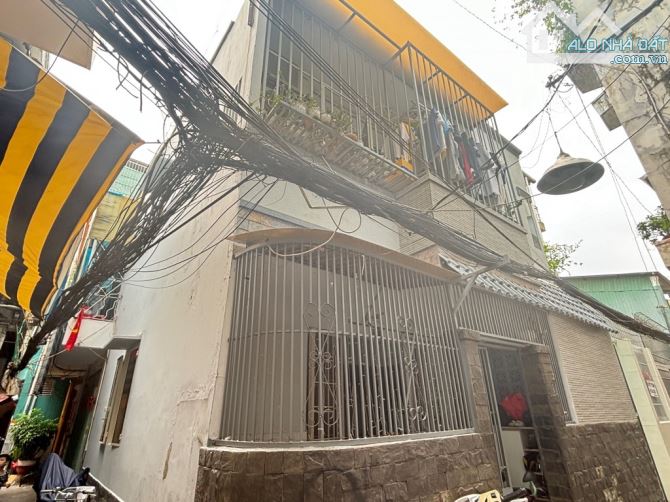 BÁN NHÀ HẺM LÊ VĂN DUYỆT - BÌNH THẠNH - 3 TẦNG - 6M × 6.5M - NHỈNH 5 TỎI.