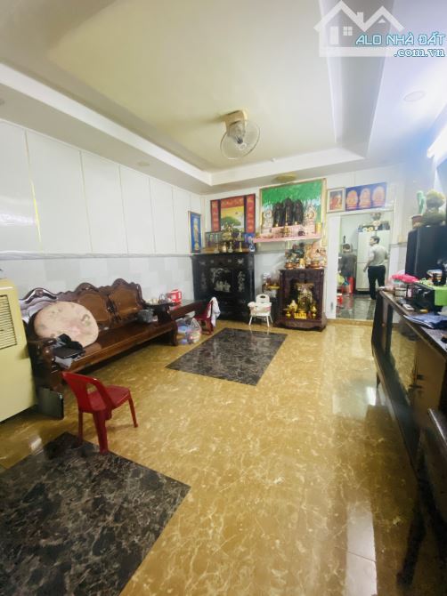 Hot Quận 5, Nguyễn Văn Đừng, 3 tầng, 65m2, nhỉnh 7tỷ
