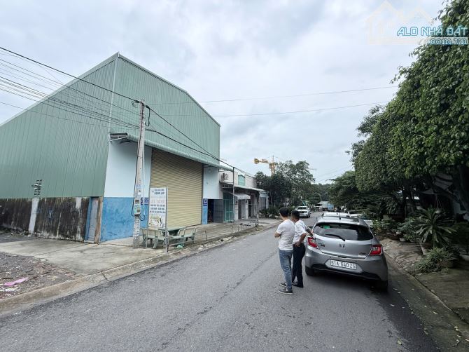 bán kho tân đông hiệp dĩ anĐang Bán Bán Kho 10×30 Tân Đông Hiệp Dĩ An