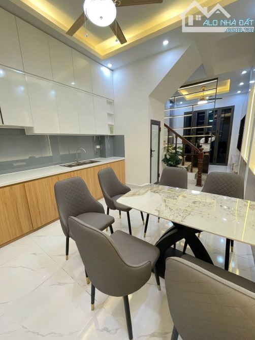CHỈ HƠN 6 TỶ CÓ NGAY CHÂN DÀI PHỐ ĐÀO TẤN_DT 30m2_4 NGỦ_2 THOÁNG_KHU VỰC VIP