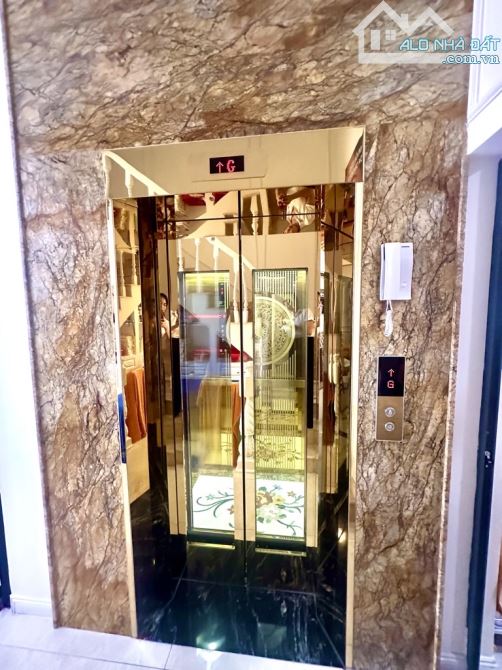 Ngay Mặt Tiền Tân Hoà Đông, Bên Hông Q.6, 5Tầng Thang Máy, 4x25m Vuông Vức, Vị Trí