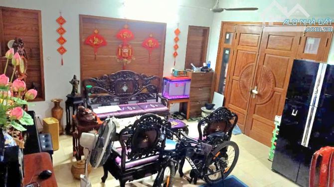 GIẢM SỐC NHÀ ÂU CƠ TT TÂY HỒ 50M X 2 TẦNG MT 4,3M 2,7 TỶ