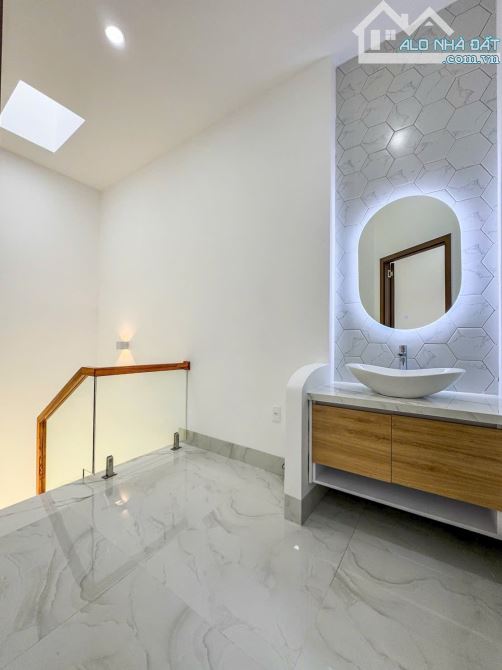 BÁN NHÀ PHỐ HIỆN ĐẠI FULL NỘI THẤT - TRỤC CHÍNH HẺM 7 TRÂN VĨNH KIẾT - 10