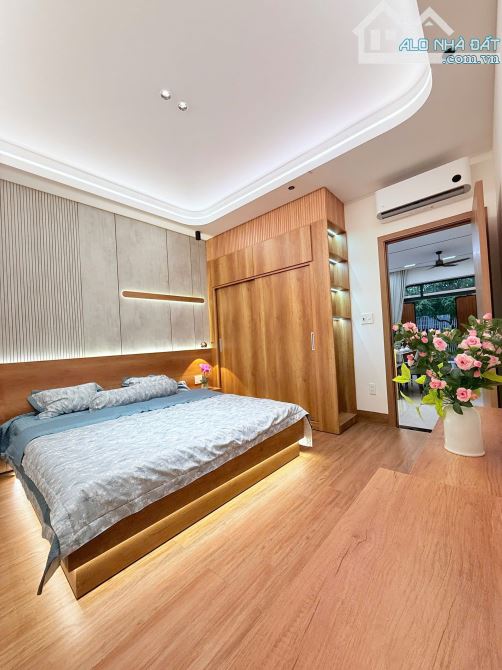 📌📌Làm việc trực tiếp!!! Bán nhà 3 tầng mới đẹp kiệt 82 Nguyễn Lương Bằng 🌺 - 10