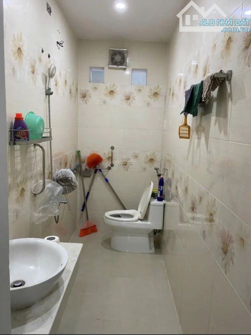 BÁN RẺ NHẤT NHÀ 3,5 TẦNG MẶT TIỀN ĐƯỜNG HÀN THUYÊN, HẢI CHÂU, ĐÀ NẴNG – GẦN ĐƯỜNG 30/4 - 10