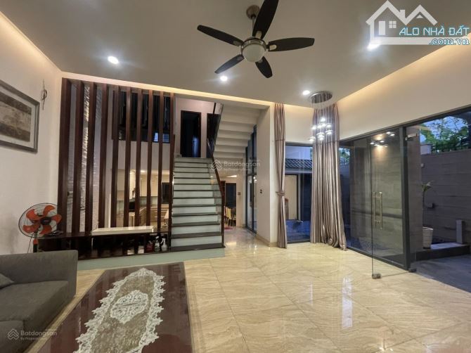 Siêu phẩm! Bán biệt thự 4 Tầng Thạnh Mỹ Lợi đẹp- - 10x17.5m - HĐT: 35tr/th - Giá 22,8 tỷ - 10