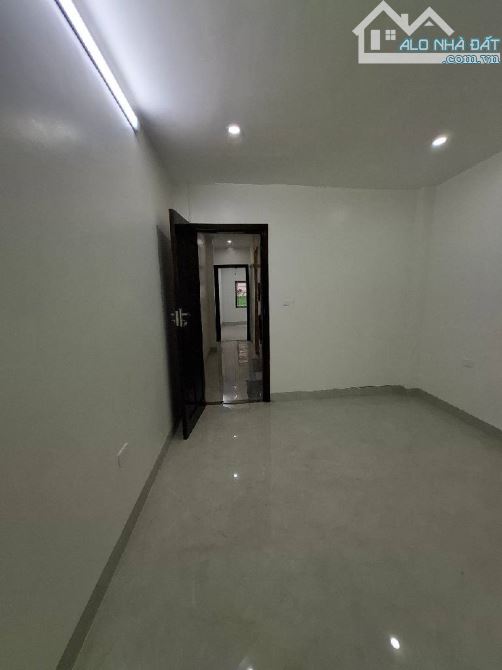 NHÀ MỚI 5 TẦNG THANG MÁY - KHU VỰC LÕI HÀ ĐÔNG PHỐ TÔ HIỆU - NGUYỄN TRÃI - 11