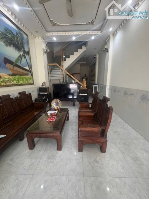 Bán nhà Nguyễn Thị Tồn - KDC cổng sau Pouchen, Bửu Hoà, Biên Hoà - 1