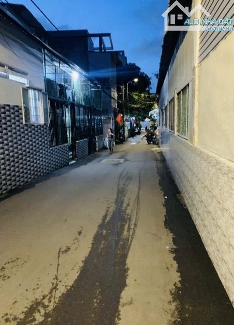 Bán nhà + 6 phòng trọ – Phước Long B, TP. Thủ Đức 📐 DT: 102,3m² (4,5 x 25,91m) - 1