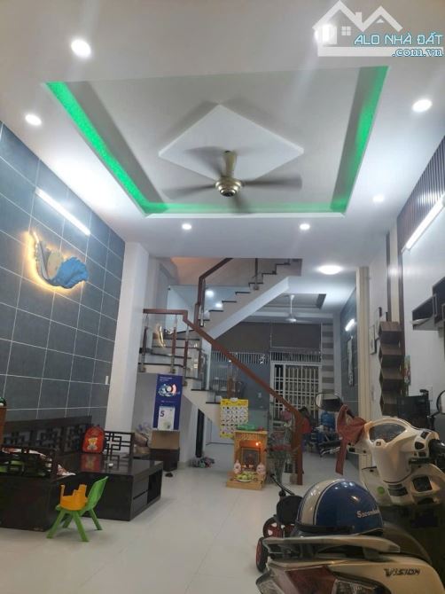 SIÊU PHẨM NHÀ ĐẸP  – HXH Ô TÔ ĐẬU CỬA - GẦN AEON TÂN PHÚ - 2 TẦNG BTCT - 52M² SỔ HỒNG VUÔN - 1