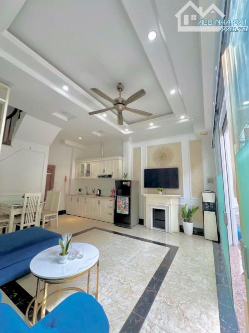 CẦN BÁN NHÀ 5 TẦNG NGÕ Ô TÔ , ĐÀM QUANG TRUNG, LONG BIÊN DT 32M GIÁ BÁN 7,9 TỶ CÓ TL - 1