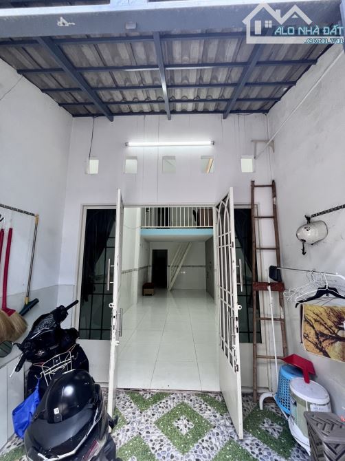 BÁN NHÀ NGUYÊN CĂN QUẬN 12 – SỔ HỒNG RIÊNG  Đường TCH33 ( Đông Bắc ) - 1