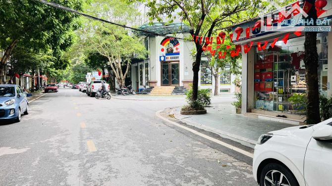 phân lô vỉa hè, ôtô tránh Việt Hưng 74m x 6 tầng, mặt tiền 5.5m, kinh doanh dòng tiền - 1