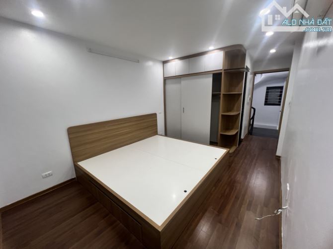 BÁN NHÀ ĐỨC GIANG LONG  BIÊN, OTO ĐỠ-FULL NỘI THẤT-42M- NHỈNH6 TỶ(TL) - 1