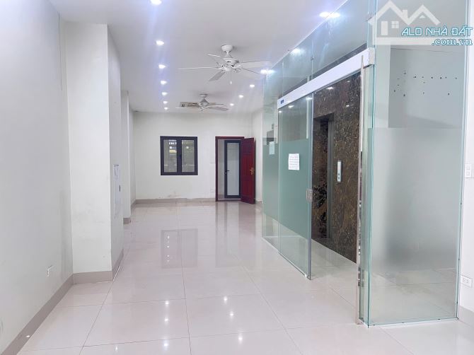 Cho thuê sàn văn phòng 80m2 cực đẹp giá 13 triệu/tháng tại khu đô thị Hàm Nghi, Mỹ Đình 2 - 1