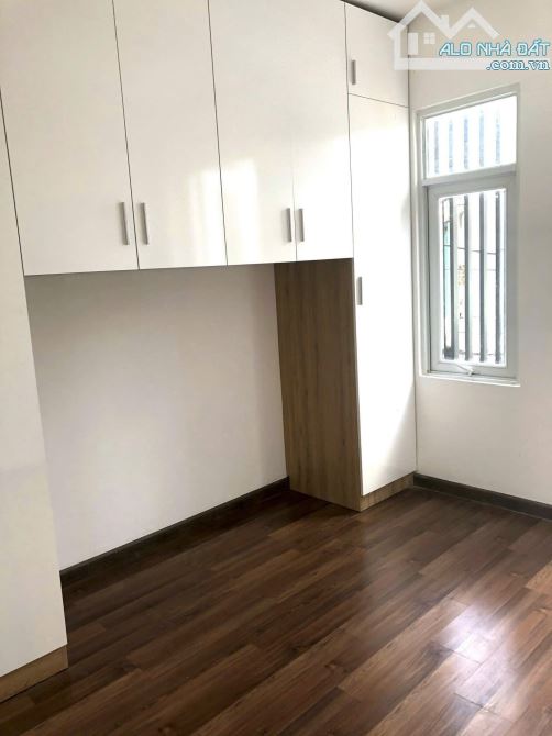 Chỉ 2 tỷ 450 sở hữu nhà 3 tầng HXH Quận 6 tặng nội thất cao cấp. - 1