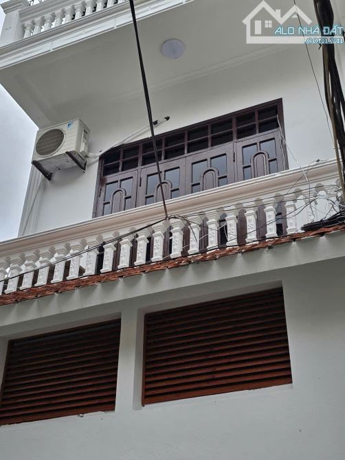 Bán nhà 4 tầng dân xây Long Biên - Nguyễn Văn Cừ - 1