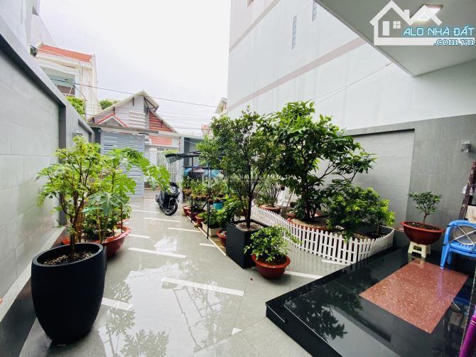 BÁN NHÀ 2 LẦU ĐẸP, HIỆN ĐẠI HẺM 2 Ô TÔ BÌNH GIÃ, DIỆN TÍCH 191M², GIÁ CHỈ 14 TỶ! - 1