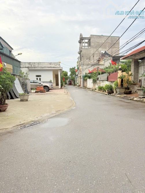 Hàng hịn nét căng tại  - Cự Khối - Long Biên .  58m lô góc Mặt Tiền 4m giá 5.x tỷ   Giá đầ - 1