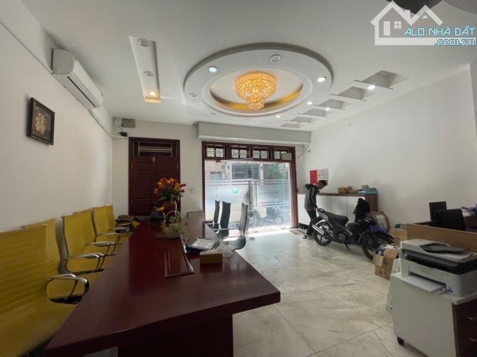 Bán tòa mặt phố Bà Triệu, Lê Đại Hành DT 80m2, lô góc 3 thoáng, gần Hồ Gươm, KD tuyệt - 1