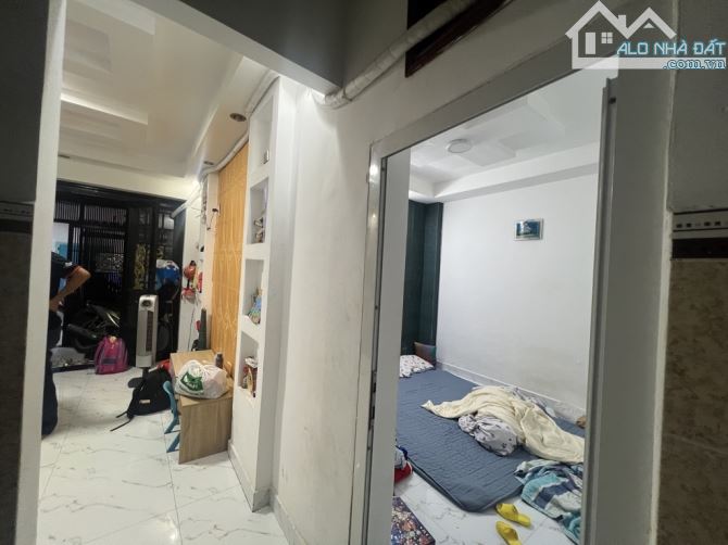Bán nhà 2 tầng nở hậu dt 4x9.5m, Hoàng Văn Thụ, Phường 4, Tân Bình, Giá nhỉnh 6 tỷ TL - 1