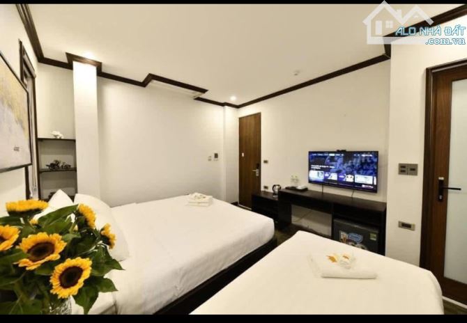 VỊ TRÍ ĐẮC ĐỊA - ĐẸP NHẤT NHÌ PHỐ ĐÀO DUY TỪ - LÕI PHỐ CỔ - THANG MÁY NHẬP - DOANH THU KHỦ - 1