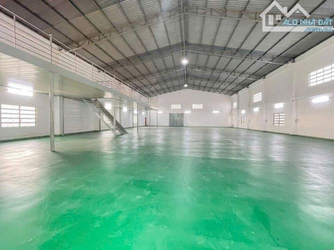 Kho xưởng 1100m² Full tiện ích – Có gác lửng, văn phòng, hợp đồng chính chủ - 1