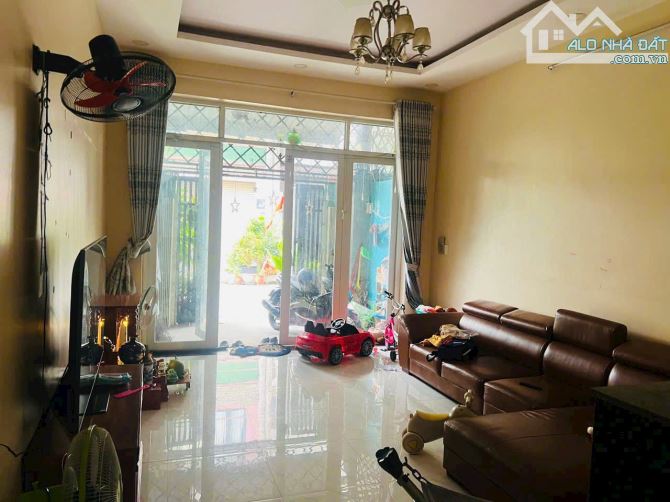 Chủ gửi bán căn nhà 4 Tầng ở lò lu,q9 56m giá 6ty5 - 1
