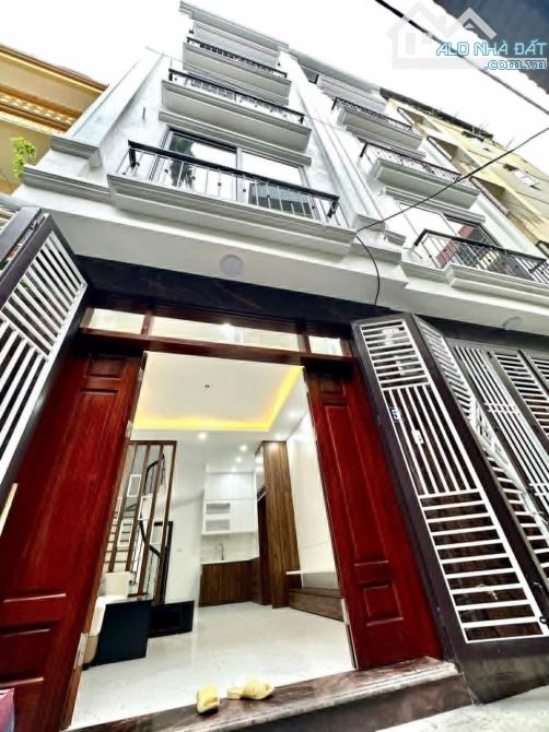 NHÀ XUÂN LA  5 TẦNG- XÂY MỚI SIÊU ĐẸP. NHỈNH 8 TỶ - 1