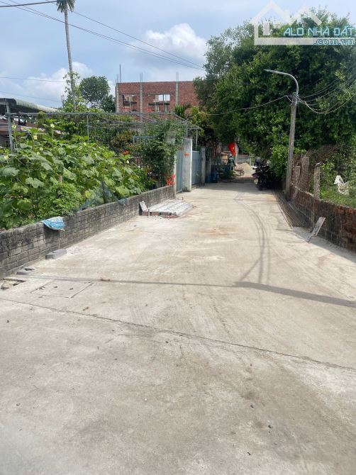 Bán lô đất 2 MT thôn Quang Châu- Hoà Xuân mới - 1