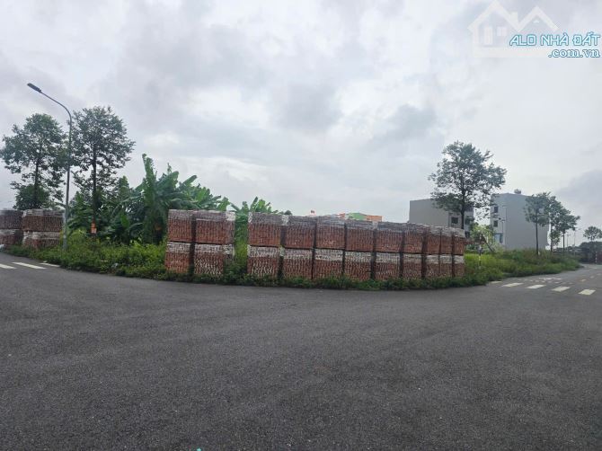 Bán lô góc vạn an reverside nhìn hồ & chợ dt 91m2 + mt 5m giá 6.85 tỷ - 1