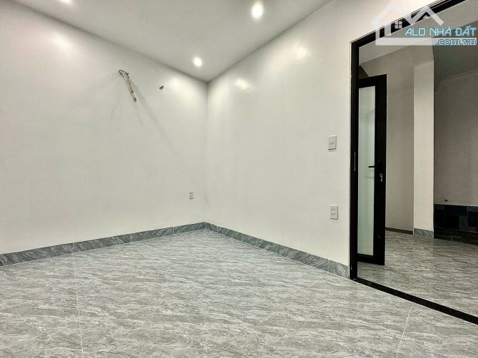 3,5 tỷ bán nhà 3 tầng tại đường Đà Nẵng, Vạn Mỹ, Ngô Quyền.  Lô góc 2 mặt ngõ - 1