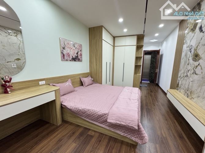 Bán nhà đẹp Xuân Thuỷ – 6 tầng thang máy,ngõ thông, full nội thất, vài nhà ra ô tô, ở ngay - 1