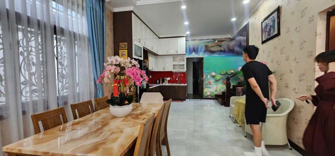 BÁN BIỆT THỰ -C1 – VĨNH ĐIỀM TRUNG, NHA TRANG Góc đường Nguyễn Hữu Xuyến Giá: 20,5 tỷ lh - 1