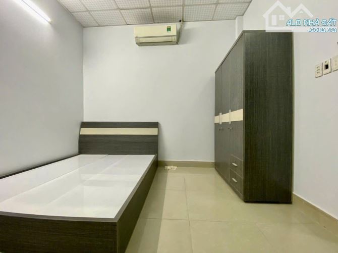 Chỉ 8,5 Tỷ - Nhà Hẻm Xe Hơi Cộng Hòa – P.13, Tân Bình –  4 x 11m- 2 Tầng Kiên Cố - 1