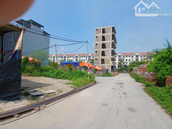 Bán đất dịch vụ Thăng Long 9, vị trí đẹp diện tích nhỏ xinh, mặt tiền 4m. - 1