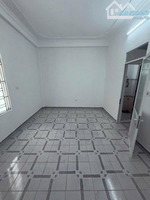 Nhanh Chân kẻo hết - Vĩnh Hưng - Hoàng Mai - 35m2- 3 Tầng- 5.66 Tỷmt 6.3m- - 1