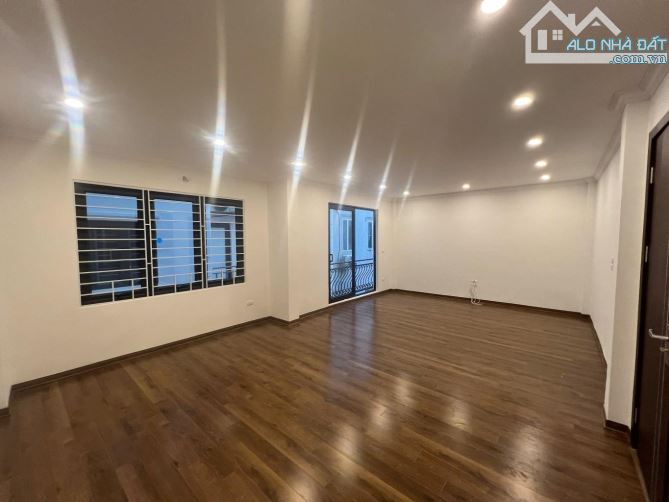 BÁN NHÀ ĐƯỜNG PHÚC LỢI 55M2, 5 TẦNG, NHÀ RỘNG, GIÁ TỐT, 7.45 TỶ. - 1