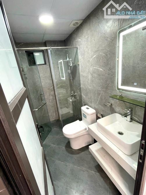 Đường 19/5, VĂN QUÁN-HÀ ĐÔNG, ô tô đỗ+gửi cách nhà 70m, 5 tầng, 3PN+3NVS khép kín - 1