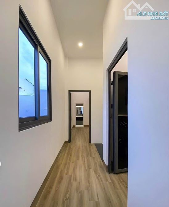 Ô TÔ ĐỖ CỬA ĐƯỜNG 48 HIỆP BÌNH CHÁNH - CHỈ NHỈNH 5 ĐỒNG - 1