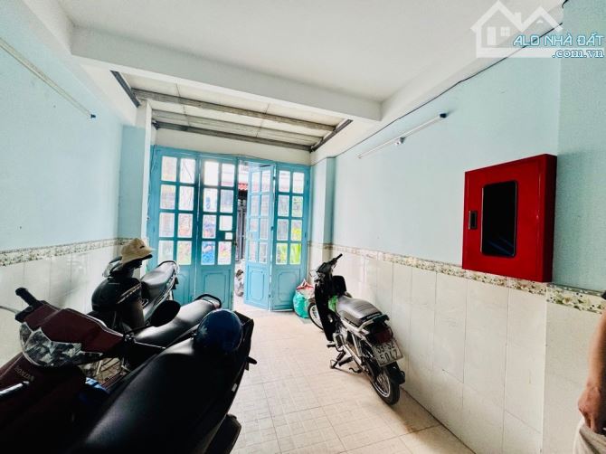 MẶT TIỀN BÊ TÔNG 6M - CHDV - NGAY CHỢ BÀ CHIỂU - DIÊN HỒNG, BÌNH THẠNH - CHỈ 6.6 T.Ỷ. - 1