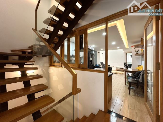 SIÊU VỊ TRÍ QUẬN 1 -HAI BÀ TRƯNG - TÂN ĐỊNH- 70M2(4.2 ❌ 17m) 5 TẦNG - HẺM Ô TÔ - GIÁ 22 TỶ - 1