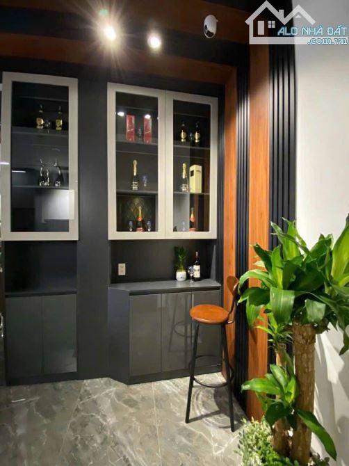 KIỆT OTO ĐIỆN BIÊN PHỦ - 3 TẦNG FULL NỘI THẤT HIỆN ĐẠI - 1
