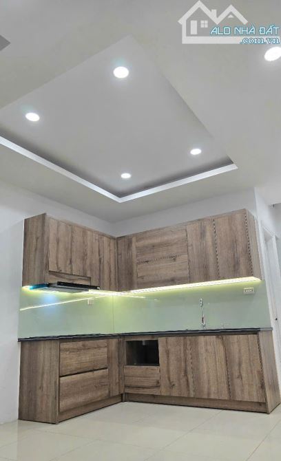 Cần cho thuê nhà PL ngõ 106 Hoàng Quốc Việt, Cầu Giấy 70M X 5T giá 30tr Ô TÔ - KD - 1