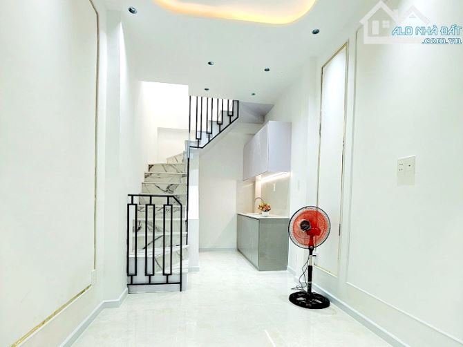 Bán nhà mới đẹp 1 lầu 1 phòng ngủ hẻm Nguyễn Duy, Quận 8 - 1